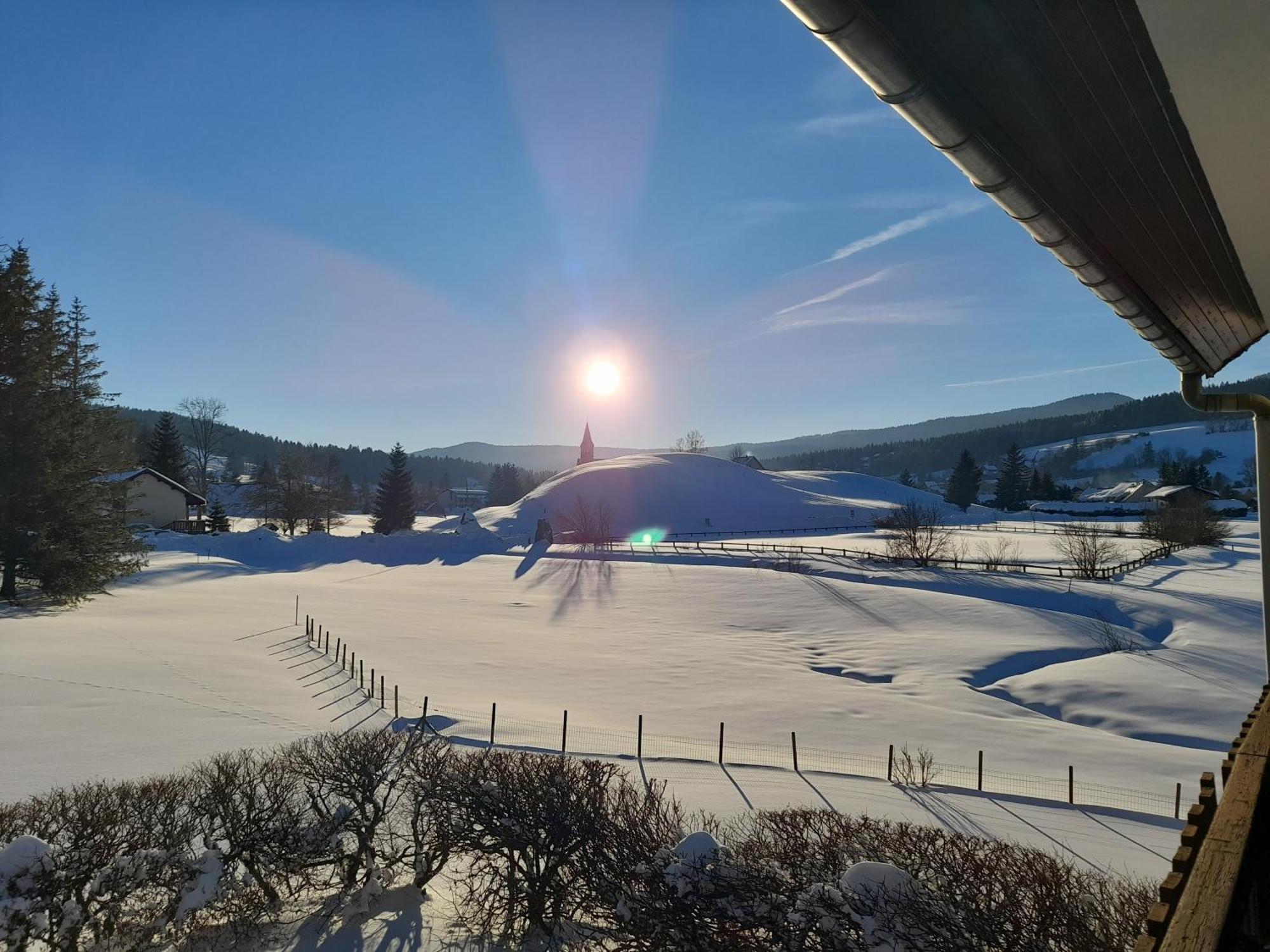 Ferienwohnung Duplex 59M2 - Proche Centre - Balcon Plein Sud Corrençon-en-Vercors Exterior foto